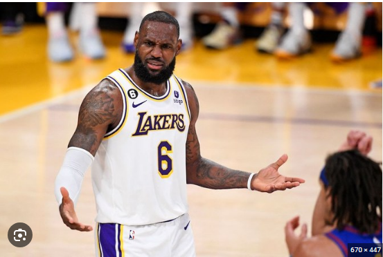 LeBron James Turns Heads With Cryptic Post Amid Lakers Trade Rumors